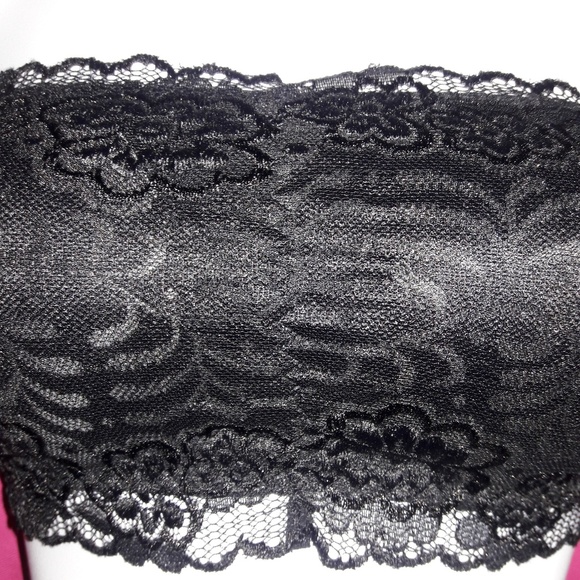 Black Lace Strappy Criss Cross Back Bandeau - Picture 4 of 5